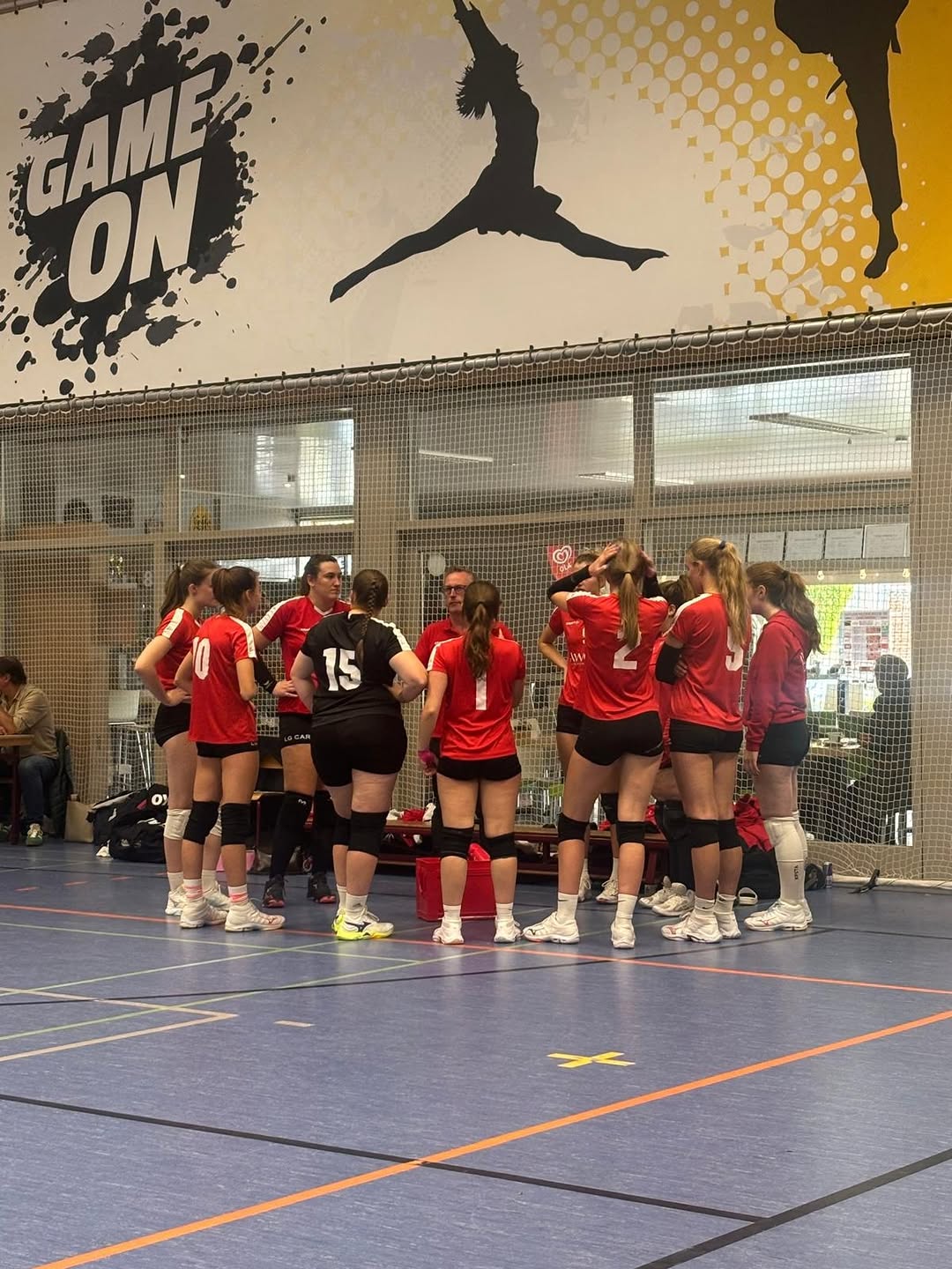 📸🏐Weekend recap

DP3 deed het uitstekend en won overtuigend met 0-3 in Denderhoutem. 

DP4 kon helaas geen punten pakken en verloor met 0-3 in Assenede. Ook d...